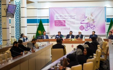 اجتماع بزرگ بانوان در حرم شاه‌چراغ(ع) همزمان با ولادت حضرت زهرا(س)