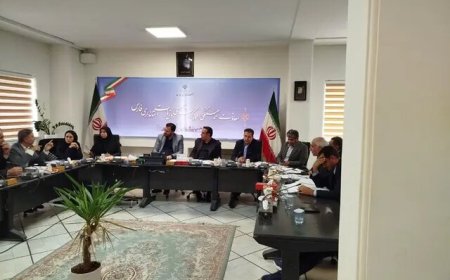معاون استاندار: سرمایه‌گذاری بخش خصوصی در حوزه گردشگری فارس تقویت شود