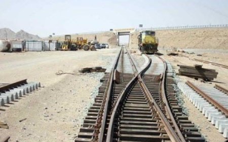 نجابت: راه‌آهن شیراز–بندرعباس، کلید تکمیل کریدور شمال–جنوب کشور