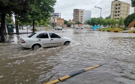 ورود آب باران به منازل خط قرمز شهرداری اهواز