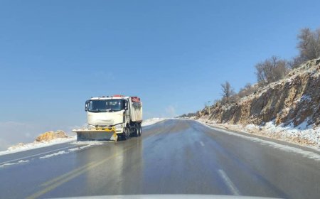 جاده‌های کهگیلویه و بویراحمد باز اما لغزنده؛ رانندگان مراقب باشند