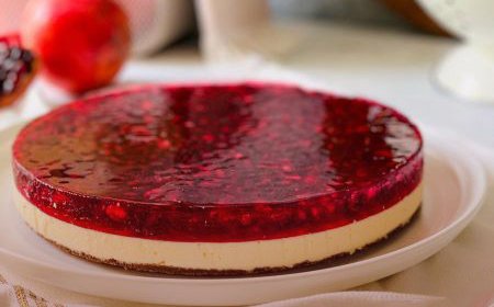 چیز کیک بدون قالب برای شب یلدا