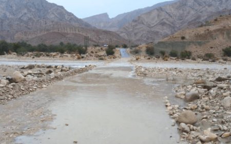 راه ۳۵ روستای بشاگرد همچنان مسدود است