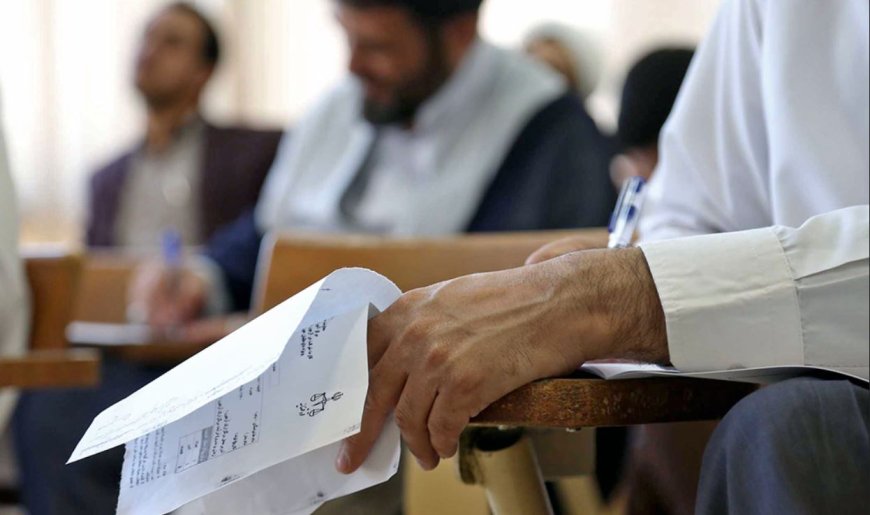 آزمون استخدامی دادگاه‌های صلح استان فارس در شیراز برگزار شد / پذیرش ۳۳۹ نیروی اداری جدید در دادگستری فارس
