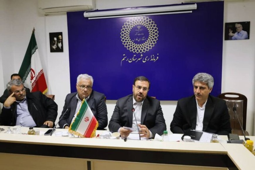 استاندار فارس: ارتقای رفاه مناطق کم‌برخوردار در اولویت است
