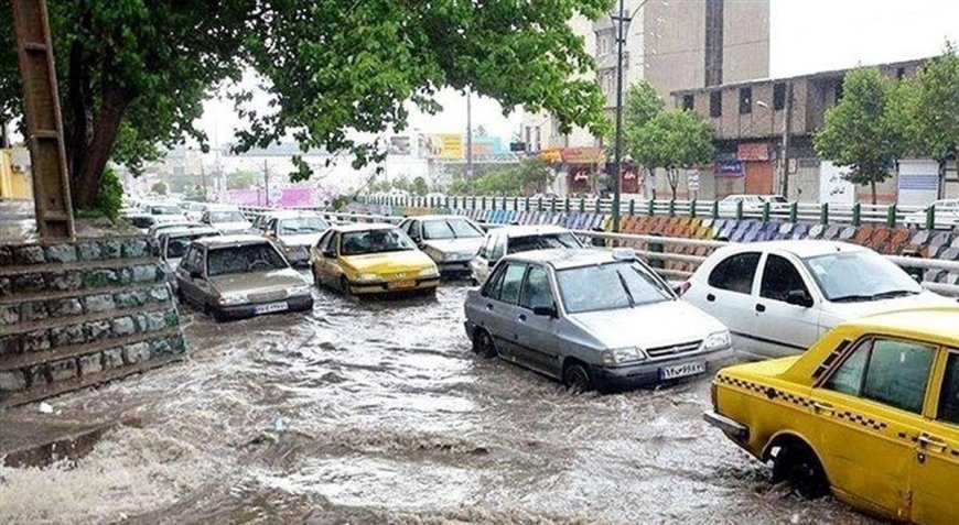 بارش باران در میناب آغاز شد