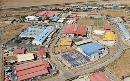 معاون سازمان صنایع کوچک: ۵۰۰ شهرک صنعتی در کشور فعالیت دارند