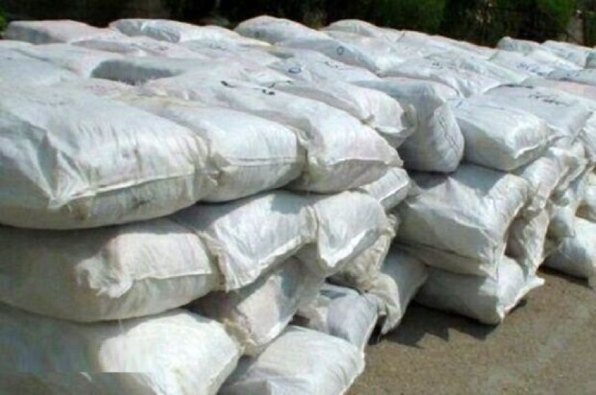 کشف ۲۷ تن کود کشاورزی احتکار در داراب