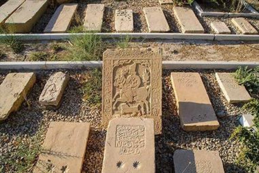 آغاز مرمت دو عمارت و یک بقعه در آرامستان تاریخی دارالسلام شیراز