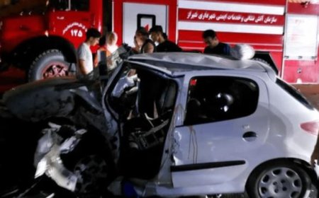 واژگونی مرگبار پژو در کمربندی شیراز؛ ۳ نفر جان باختند