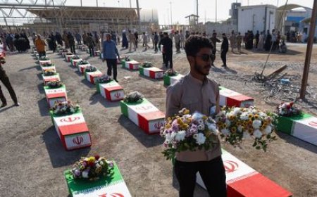 پیکر مطهر ۸۵ شهید دوران دفاع مقدس از مرز آبی اروندرود به کشور وارد می‌شود