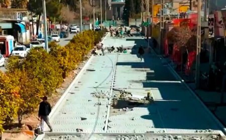 بهسازی و سنگ‌فرش محور آرامگاه سعدی به ۲۵ درصد پیشرفت رسید