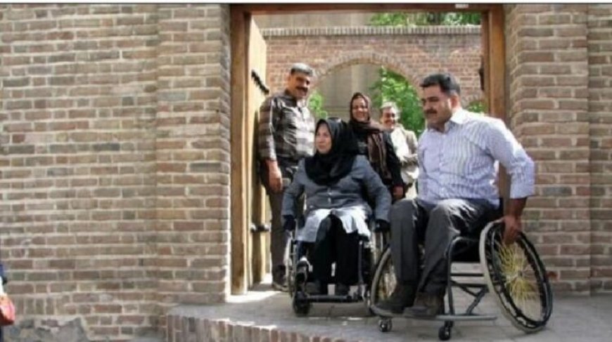 سنگ‌های پیش پای سالمندان و معلولان در بازدید از دیدنی‌های تاریخی فارس