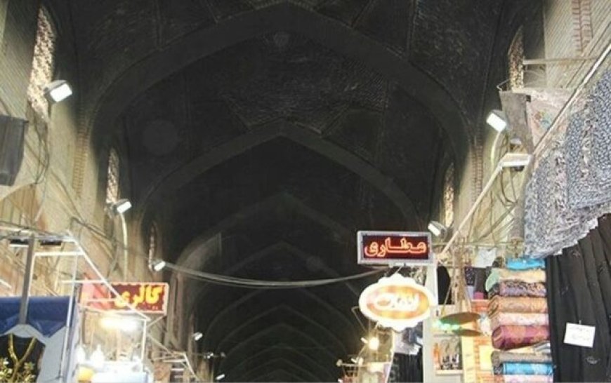 بازار وکیل شیراز در حال پاکسازی و احیاء