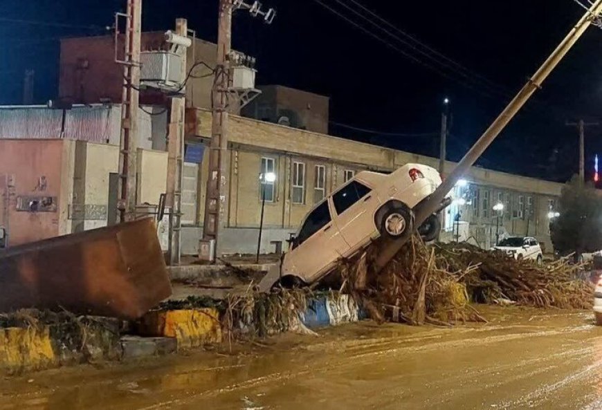 قطع آب و برق در برخی مناطق جهرم به دلیل سیلاب/ یک نفر فوت و دو نفر مفقود شدند