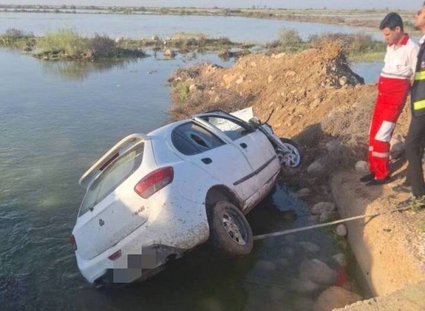 واژگونی خودرو در جاده ساحلی