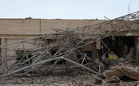 حمله دشمن به بندرلنگه و کنگ