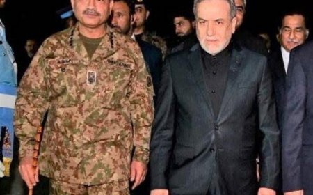 چرا ژنرال عاصم منیر با لباس نظامی از هیات ایرانی استقبال کرد؟
