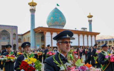 حرم مطهر شاهچراغ غرق در شادی میلاد امام رضا(ع)