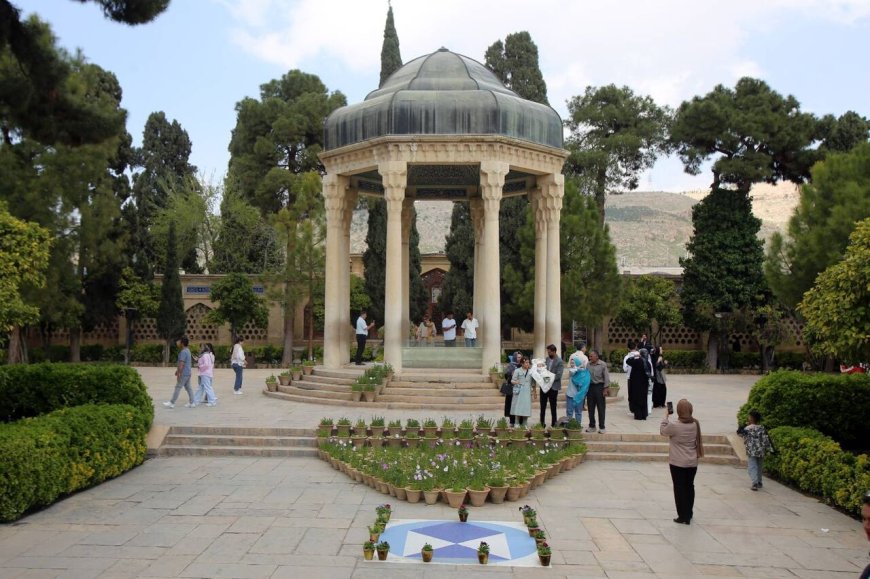 تداوم صدرنشینی حافظیه در یازدهمین روز نوروز؛ تخت‌جمشید میزبان نزدیک به هزار گردشگر