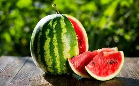یک اشتباه رایج در خوردن هندوانه