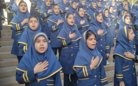 آیین تقدیر از معلمان نمونه کشوری و استانی در فارس برگزار شد