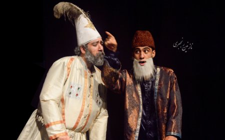 تئاتر می‌تواند آینه ی جامعه باشد