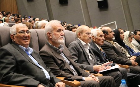 وقتی خرد و دولت‌مردی در تالار هفت هنر به هم می‌پیوندند