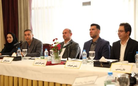 از تأیید عملکرد یک‌ساله تا وعده افتتاح خانه هندبال شیراز