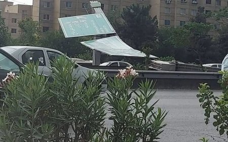 سقوط یک تابلو در شیراز به دلیل وزش باد شدید