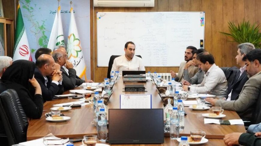 ساماندهی دست‌فروشان و بارفروشان در شیراز؛ هشدار درباره فعالیت‌های باندی