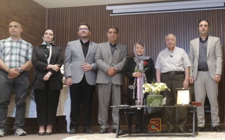 نشستی به پاسداشت سیروس رومی، در نزدیکی های ٨٣ سالگی