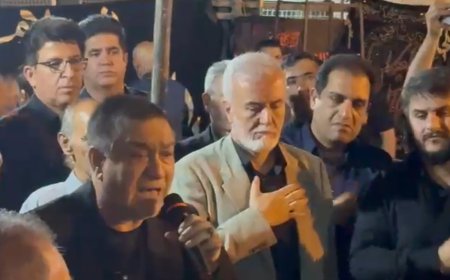 مداحی غلام پیروانی در شب تاسوعای حسینی با حضور شهردار شیراز