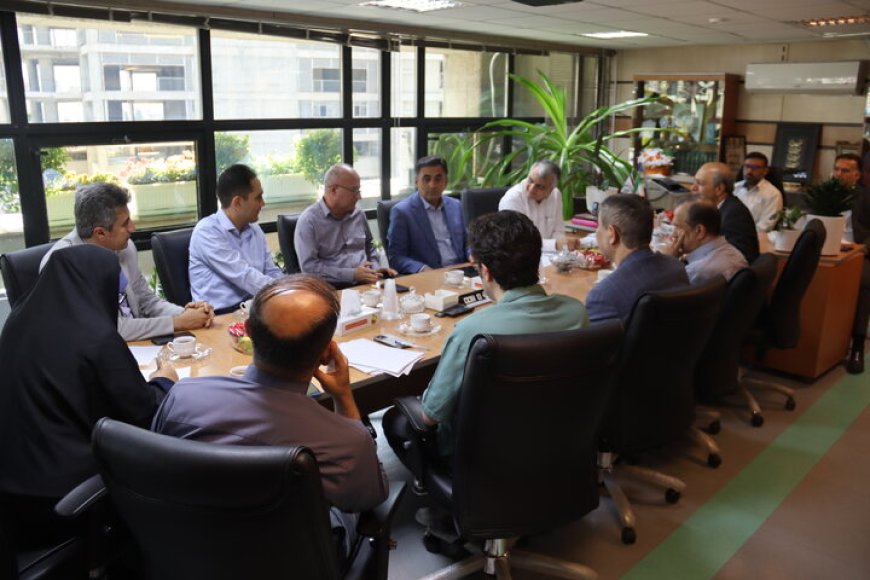 تصمیم علوم پزشکی شیراز برای کاهش صف جراحی چشم