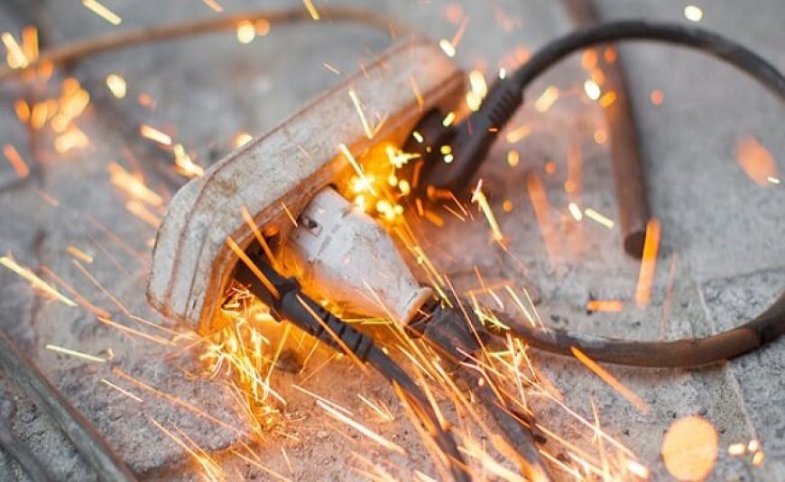 ۳۰ نفر در هرمزگان طی سال گذشته بر اثر برق‌گرفتگی جان باختند