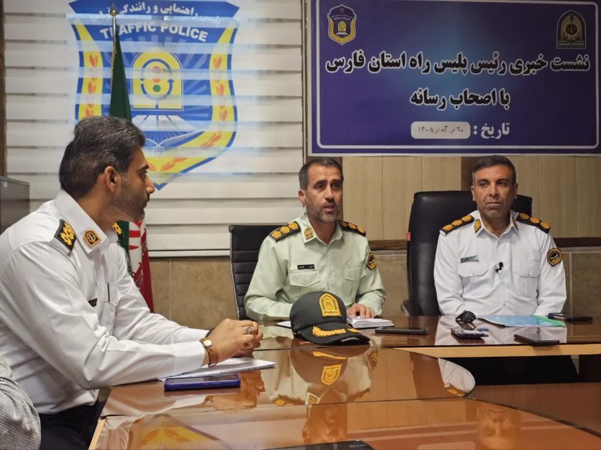 عبرت هست عبرت گیرنده نیست