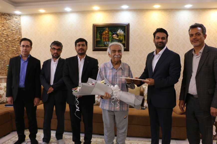 زندگی، شرافت و دیگر هیچ