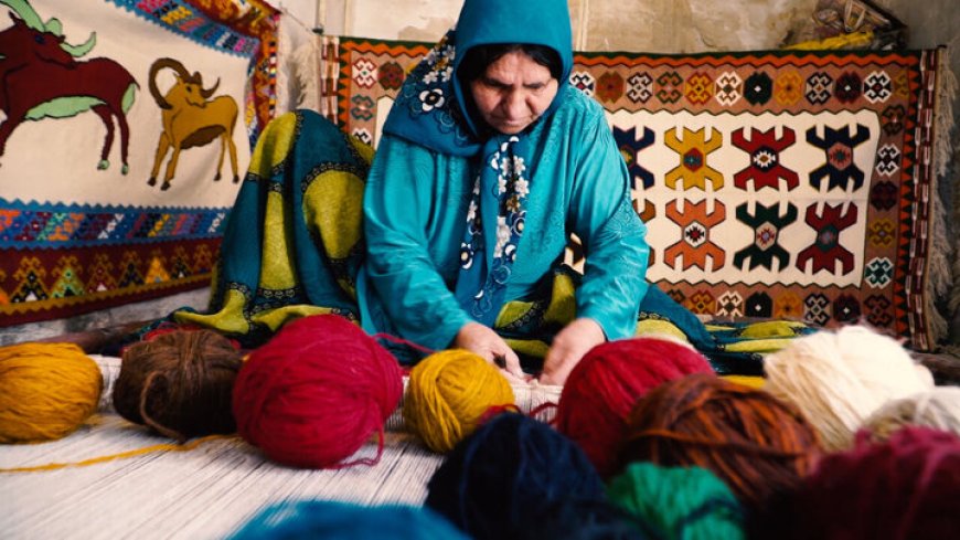 برگزاری نمایشگاه صنایع دستی با هدف توانمندسازی مادران و بانوان در اهواز