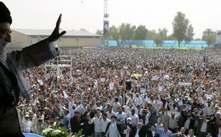 سفر رهبر شهید به جنوب فارس؛ وقتی لارستان بزرگ آیینه‌دار بصیرت شد
