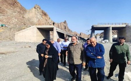 آواربرداری و بازگشایی راه‌های هرمزگان با سرعت ادامه دارد