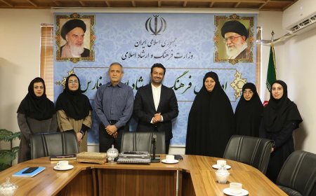 تاکید ارشاد فارس بر مردمی‌سازی جشنواره «ایران‌دخت» و حمایت از پوشاک ایرانی