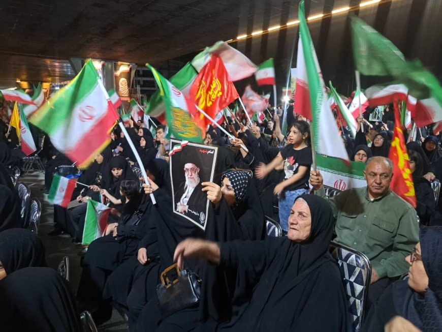 وداع دلدادگان شیرازی با رهبر شهید؛ میدانی که از عشق لبریز شد