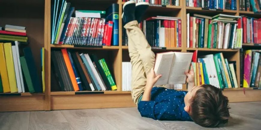 نسل صفحه‌نمایش‌ها؛ چرا کودکان کمتر کتاب می‌خوانند؟