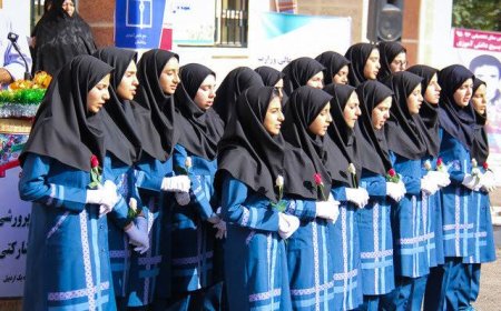دانش‌آموزان تا سه سال نیازی به خرید لباس فرم جدید ندارند