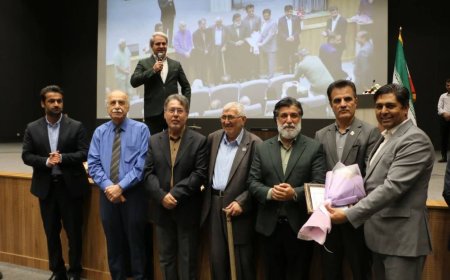 آنچه می تواند جامعه را به سوی کمال سوق دهد، ترویج فرهنگ تفکر است