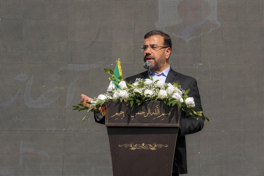 وظیفه امروز ما قوی کردن ایران سربلند و عزیز است