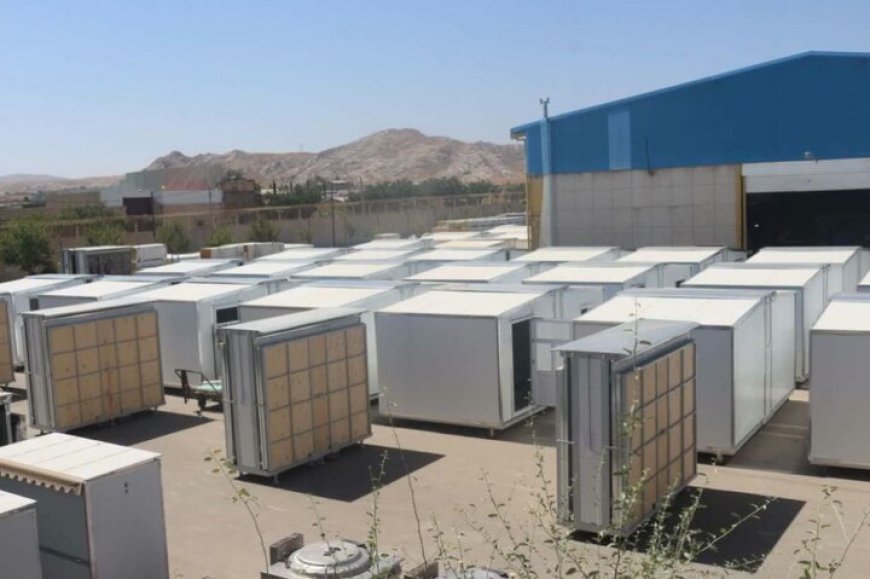 ۲۲ کانکس توسط آستان قدس رضوی در استان بوشهر اهدا شد